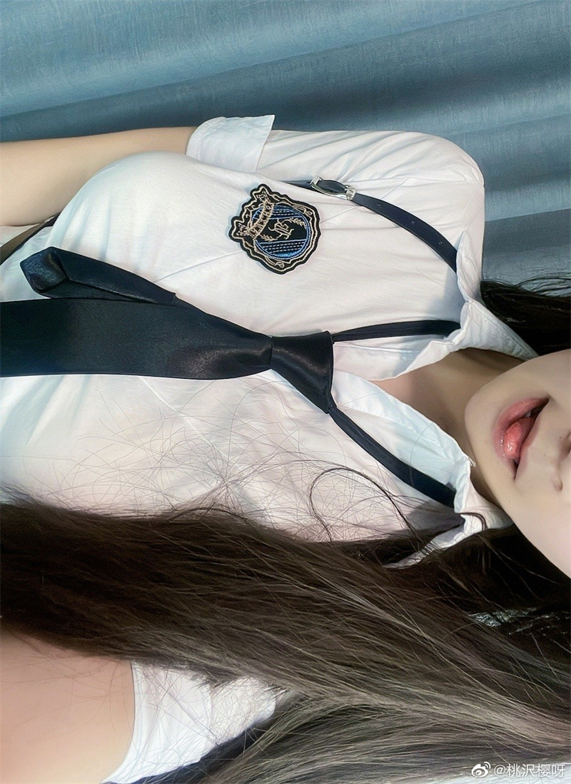 桃沢樱呀微密收费图片和视频免费分享