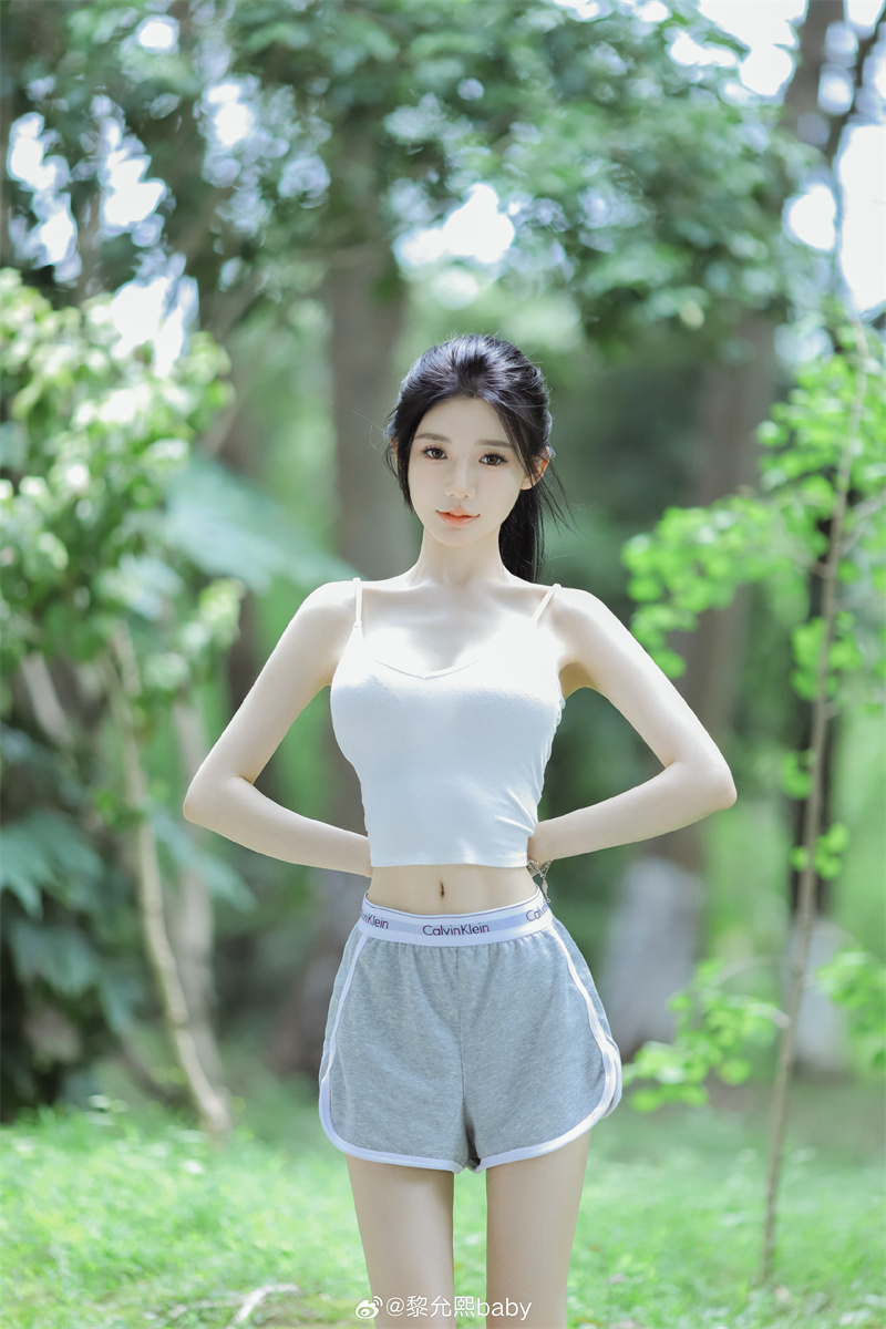 黎允熙baby微密圈资源分享，金主紫色氛围灯事件真相揭秘