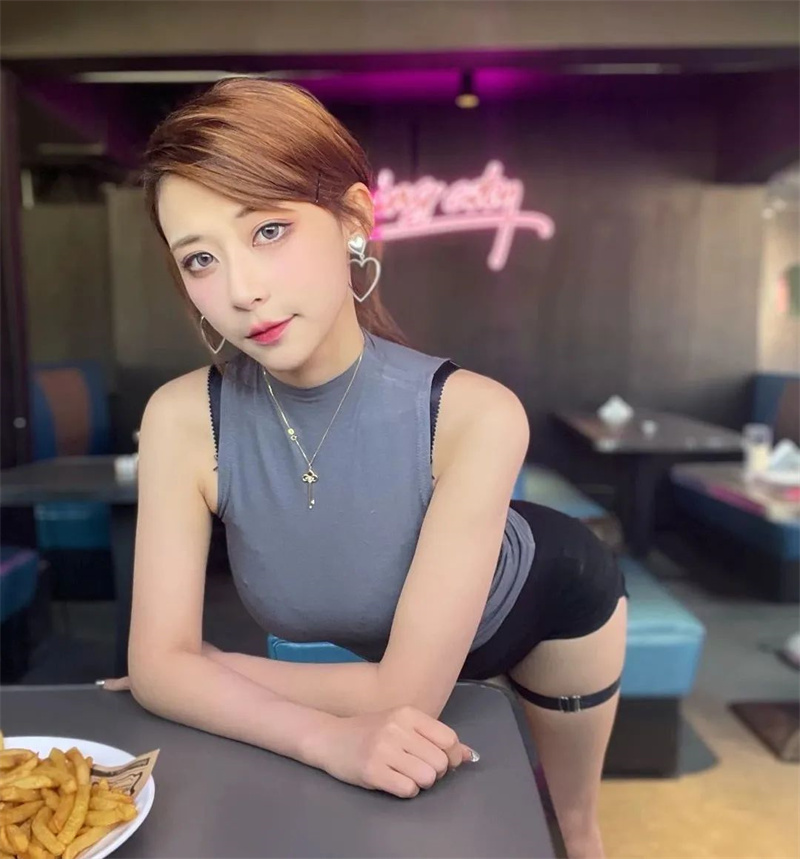 B站主播羊小雪微密图片和视频资源免费分享