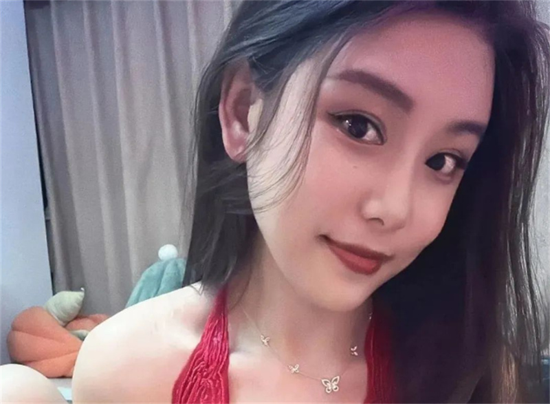抖音博主奶雯微密圈所有图片