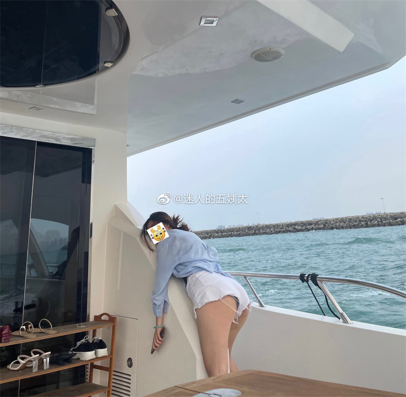 迷人的五姨太微密weme圈美图资源赏析