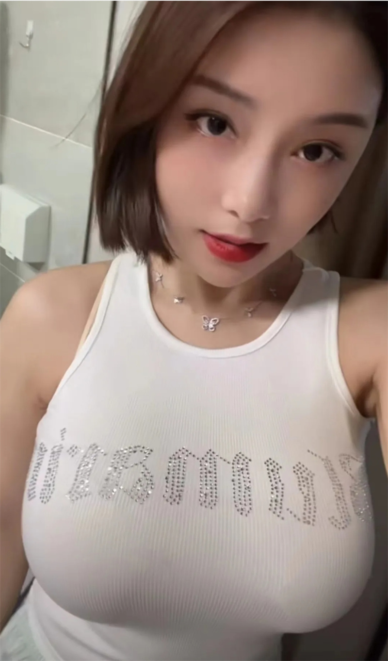 抖音奶雯微密图片鉴赏，不一样的风采演绎