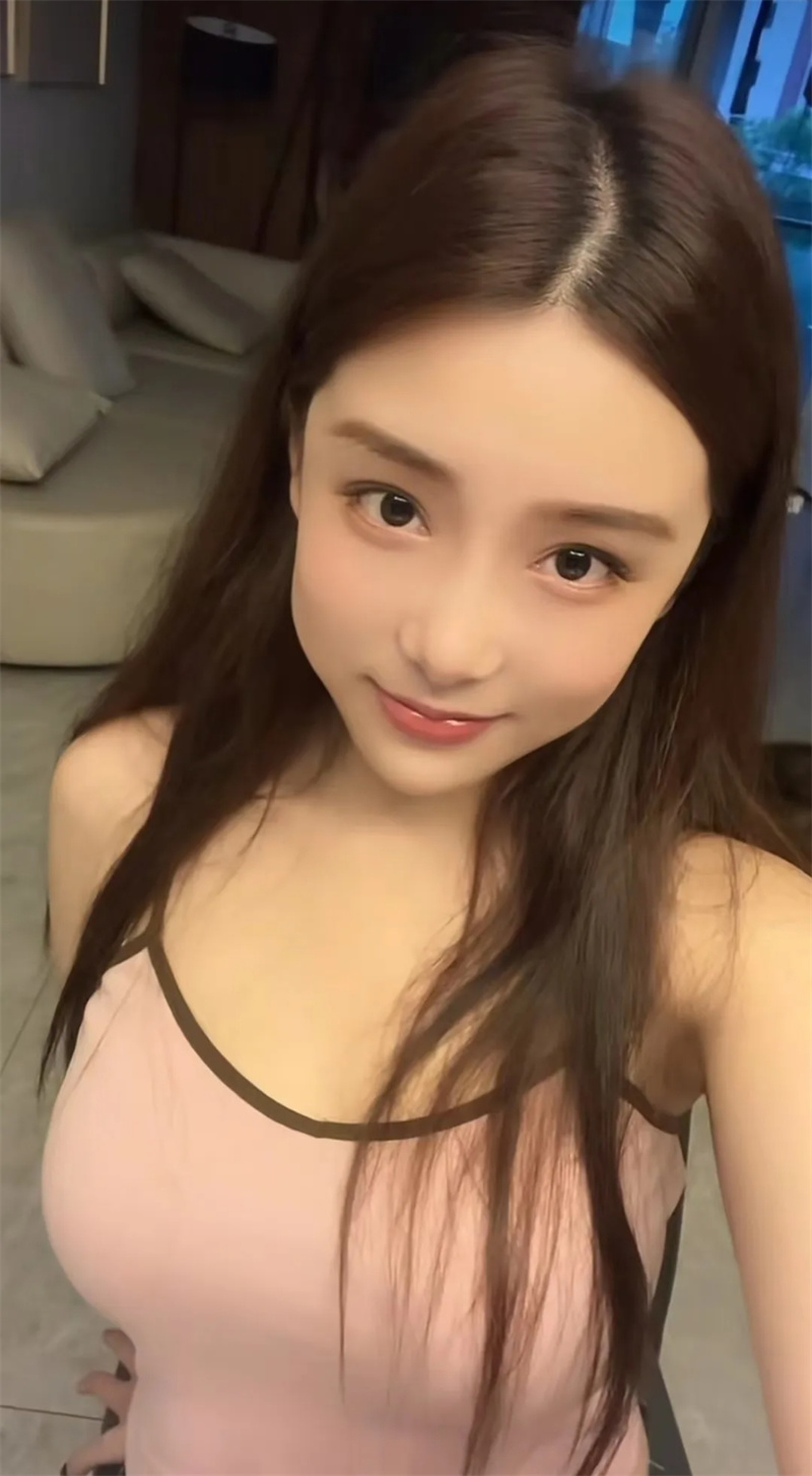 抖音奶雯微密图片鉴赏，不一样的风采演绎