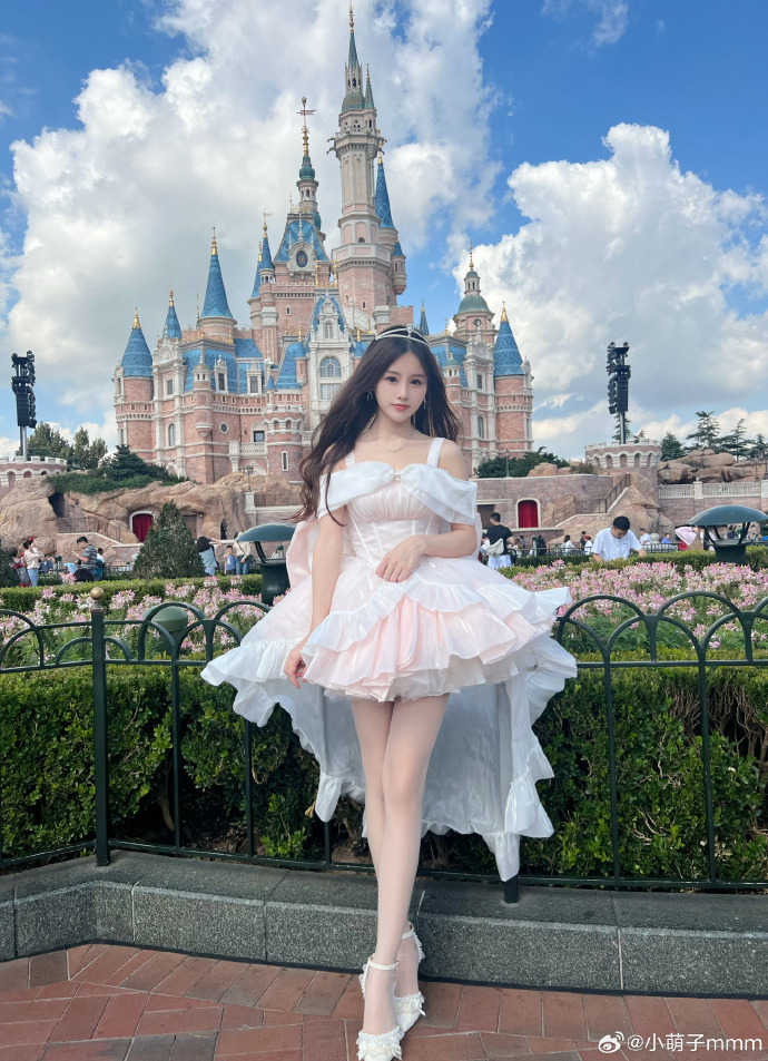 小萌子微密图片分享,颜值女神的魅力特写