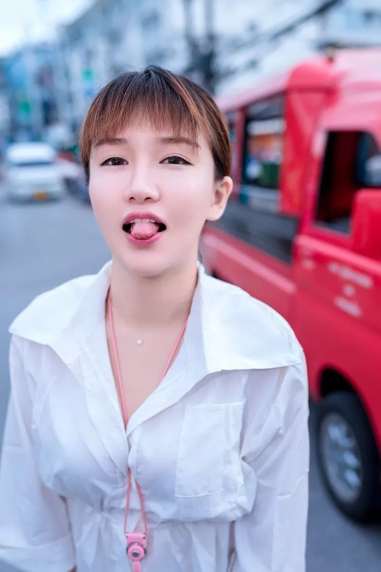 K8傲娇萌萌介绍,表情到位的微胖女神