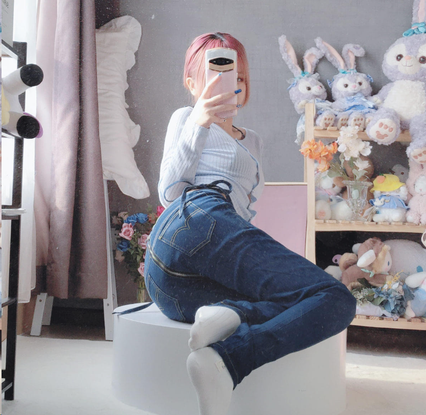 日奈娇-牛仔裤自拍，精品摄影作品赏析