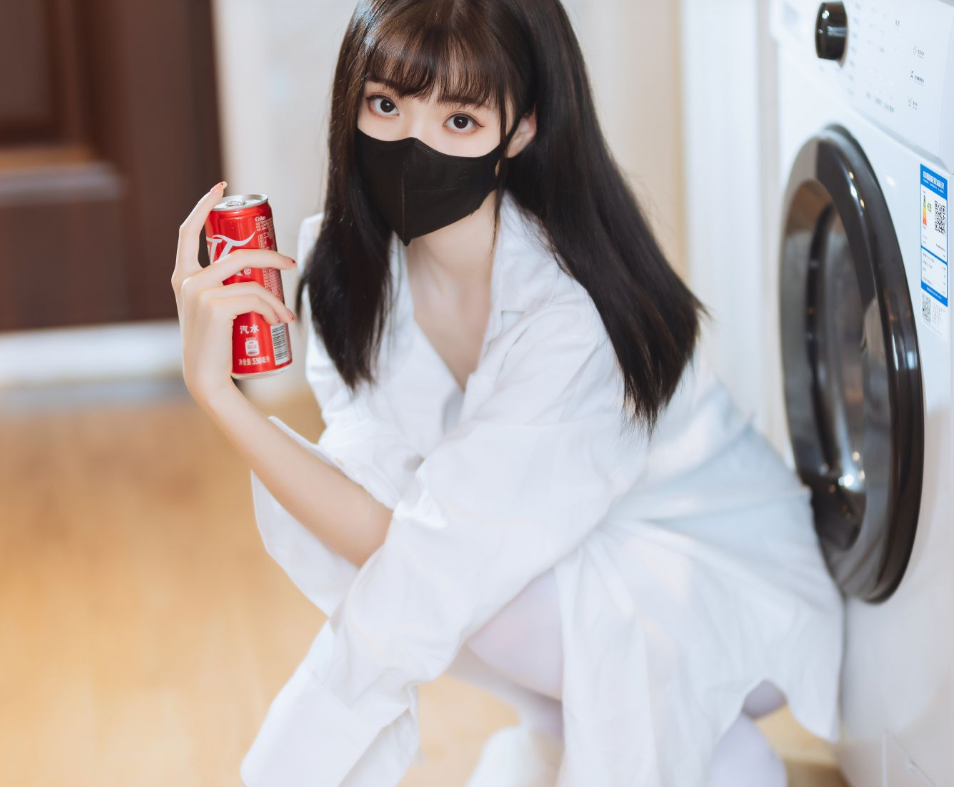 妖精般可爱!许岚LAN小姐姐的《蓝色芭蕾》勾起你心中的奇幻幻想插图3 妖精般可爱!许岚LAN小姐姐的《蓝色芭蕾》勾起你心中的奇幻幻想