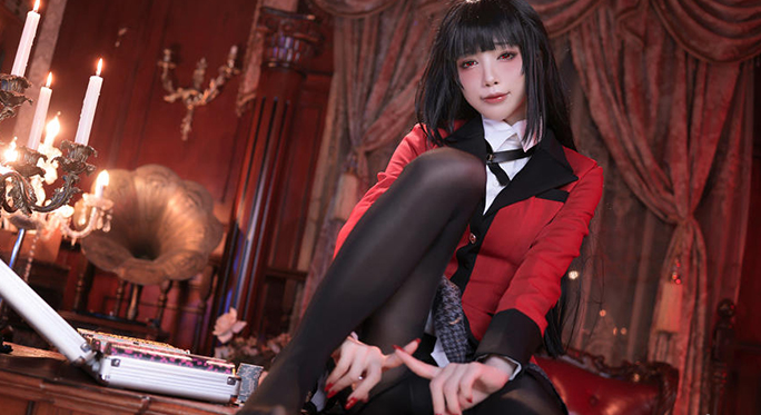 水淼aqua小姐姐的《蛇喰梦子》:活力四射的御姐COS,绝对让你着迷!插图4 水淼aqua小姐姐的《蛇喰梦子》:活力四射的御姐COS,绝对让你着迷!