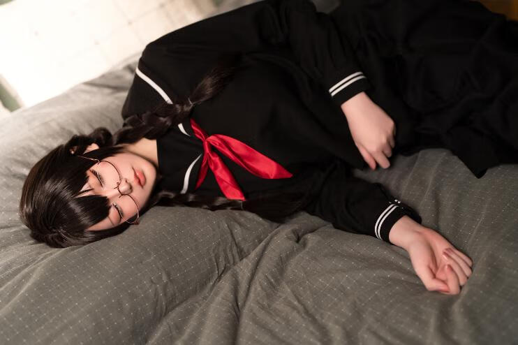 星之迟迟小姐姐的故事：《放课后的图书委员》