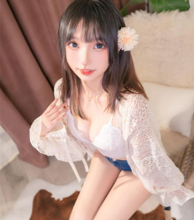 神楽坂真冬：《牛仔狂热》引领时尚风潮