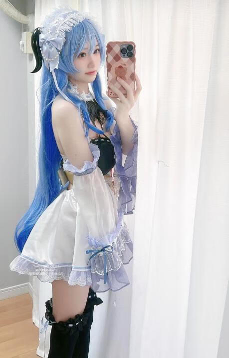 千阳快起床小姐姐cos《原神甘雨》引爆二次元魅力!插图2 千阳快起床小姐姐cos《原神甘雨》引爆二次元魅力!