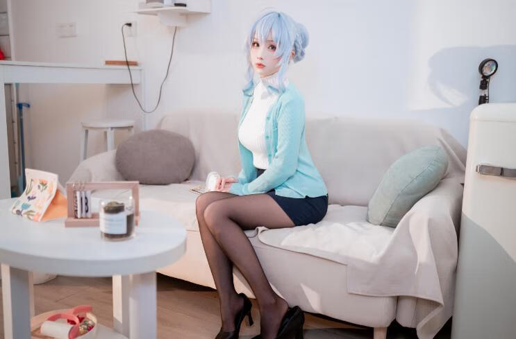rioko凉凉子小姐姐的《雪女》cosplay带你进入神话世界！
