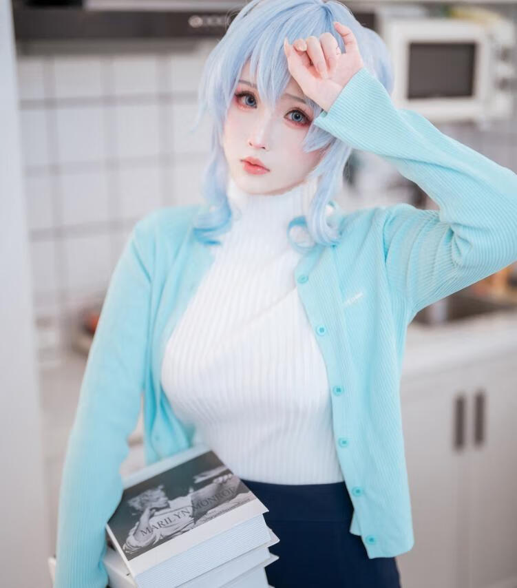 rioko凉凉子小姐姐的《雪女》cosplay带你进入神话世界！