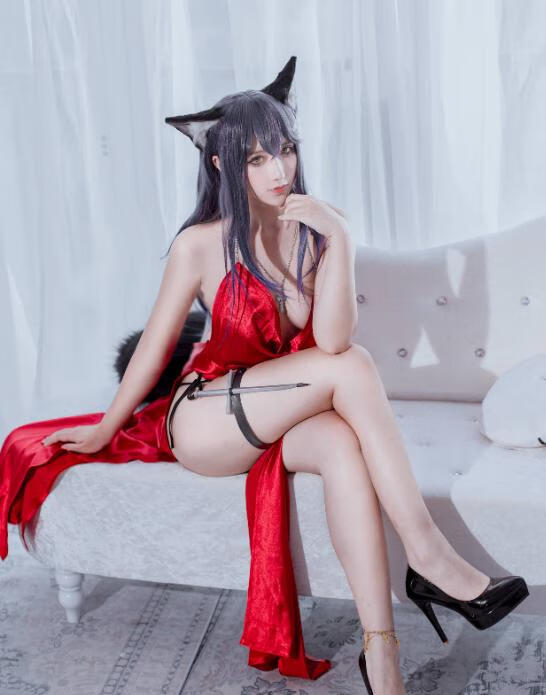 九曲jean小姐姐cos《德克萨斯》:可爱与冷酷并存的最强干员!插图3 九曲jean小姐姐cos《德克萨斯》:可爱与冷酷并存的最强干员!