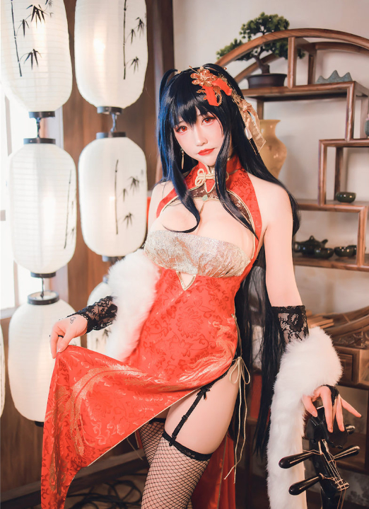 coser衣衣小姐姐带你领略《碧蓝航线 大凤旗袍》的东方韵味!插图1 coser衣衣小姐姐带你领略《碧蓝航线 大凤旗袍》的东方韵味!