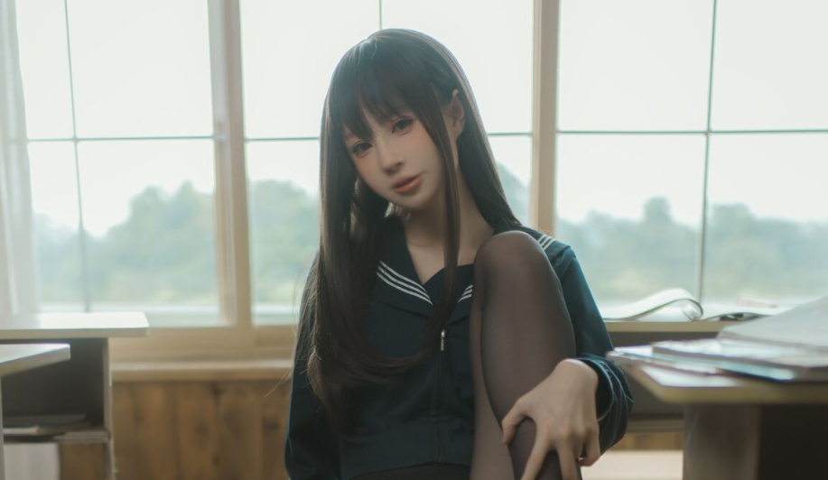 西园寺南歌《与班长的游戏》作品赏析——探索青春校园爱情世界