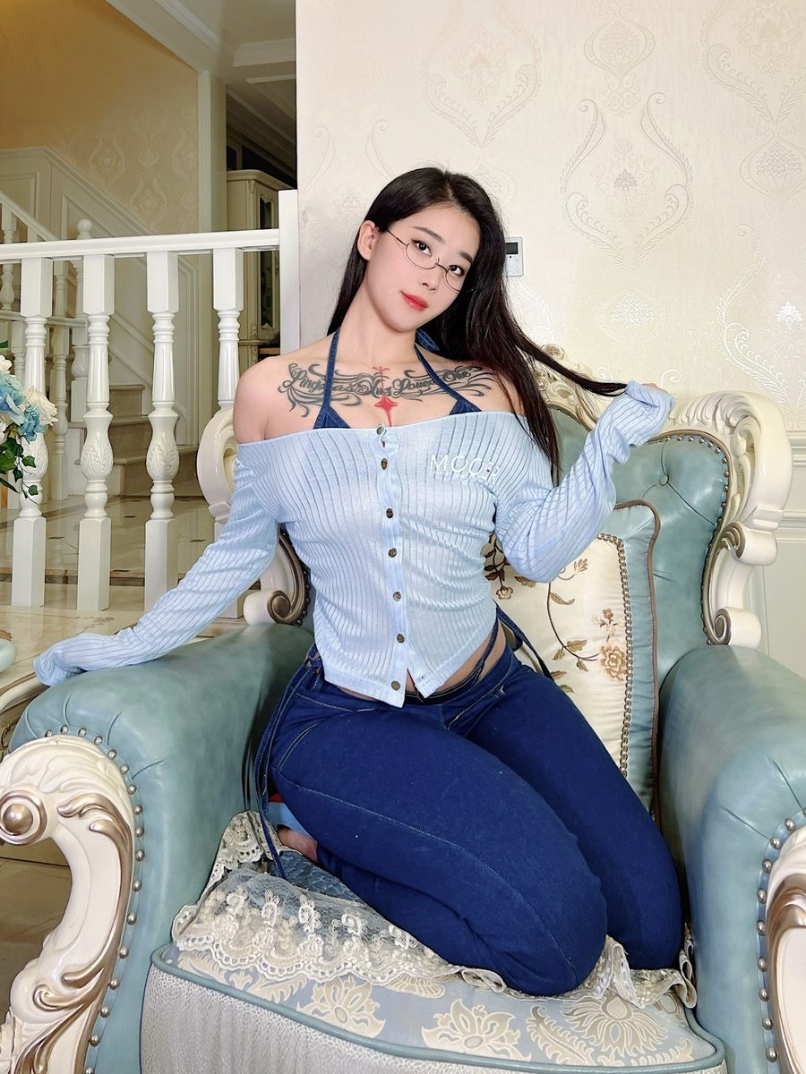 微密圈张老师吉他妹妹