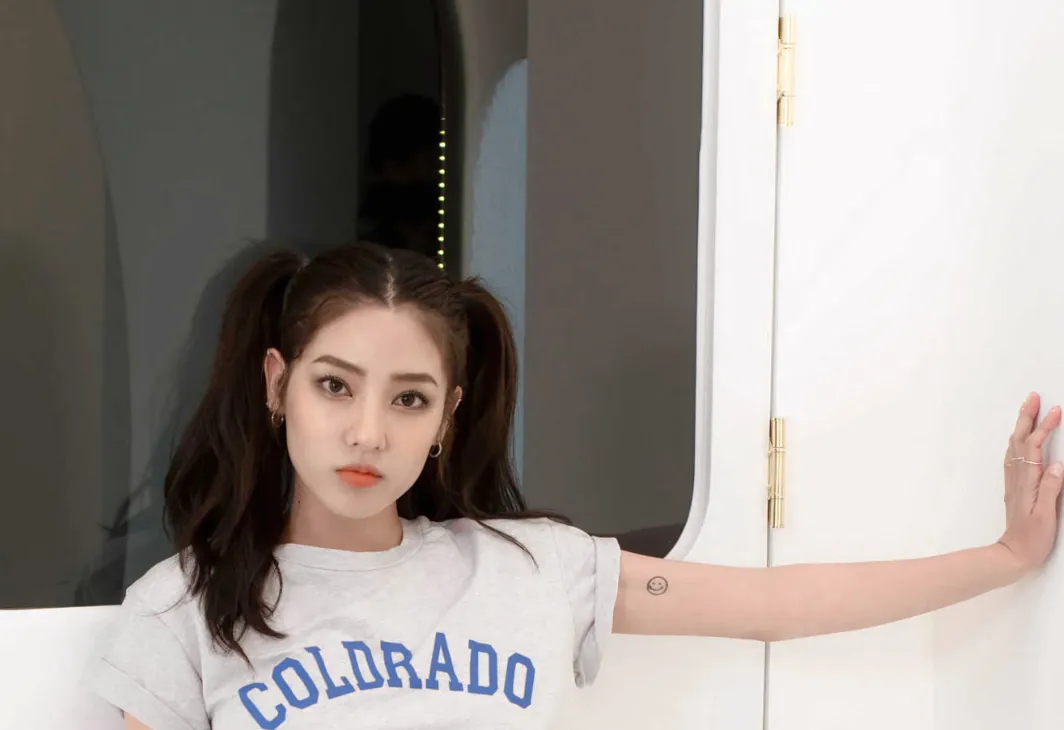 韩国模特G.su（全智秀）图集，身材火辣性感