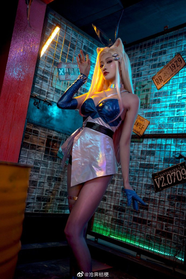 英雄联盟：沧霁桔梗cos “九尾妖狐”阿狸 [沧霁桔梗cos作品]