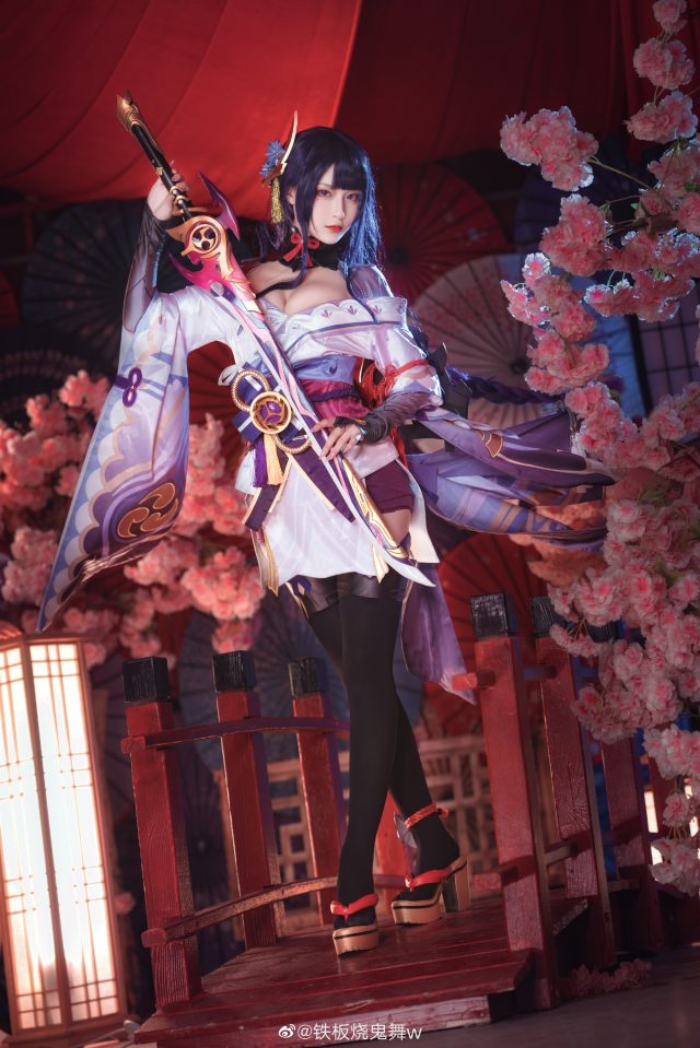 铁板烧鬼舞w cos作品 | 铁板烧鬼舞w在《原神》cos雷电将军 铁板烧鬼舞w cos作品 | 铁板烧鬼舞w在《原神》cos雷电将军