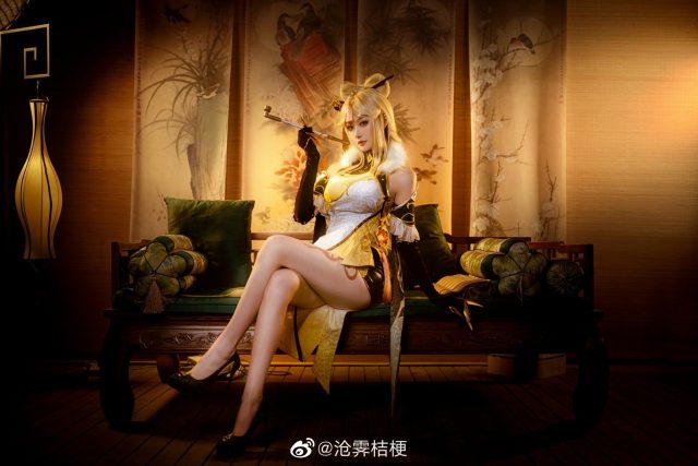 沧霁桔梗cos作品 | 沧霁桔梗在《原神Impact》cos凝光 沧霁桔梗cos作品 | 沧霁桔梗在《原神Impact》cos凝光