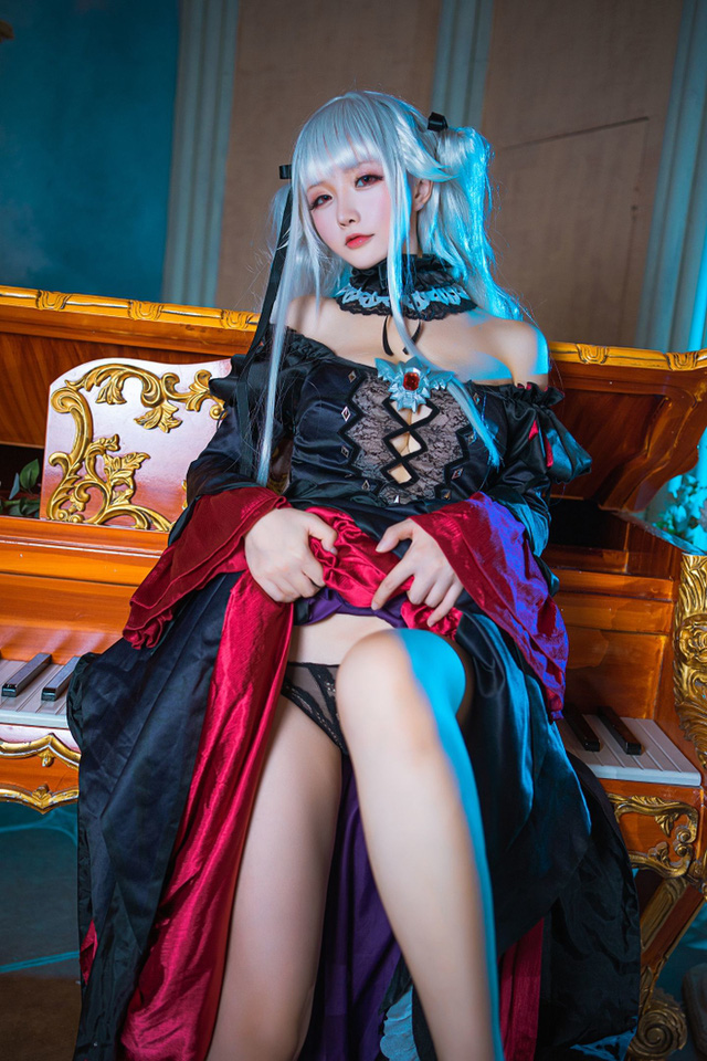 星之迟迟 cos 作品 | coser@星之迟迟演绎“礼服装”篝之雾枝