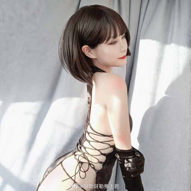 呀勒呀勒推土君_紧身旗袍 cos 图集 [呀勒呀勒推土君 cos 作品]