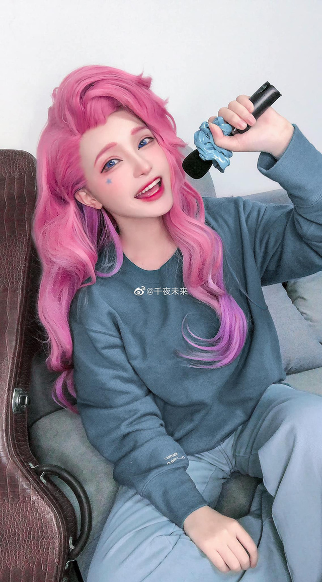 千夜未来cos作品 | 千夜未来（Senya Miku）cos萨勒芬妮Seraphine