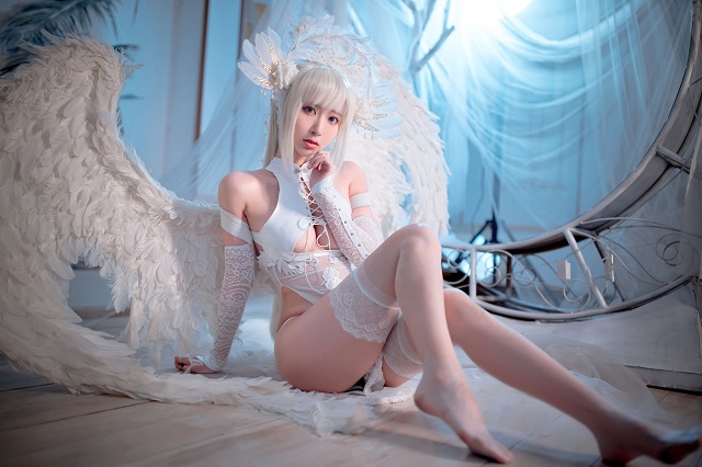 女coser@Kurokawa(黑川)化身“纯洁白色”的Angel 女coser@Kurokawa(黑川)化身“纯洁白色”的Angel