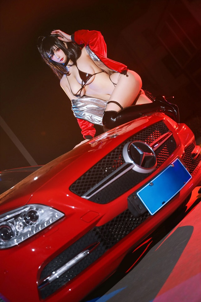 念念_D@碧蓝航线cos图集 | 念念_D cos“超级跑车版”大凤