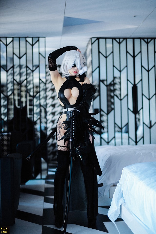 女coser&游戏玩家cos《尼尔》主角：9S cosplay