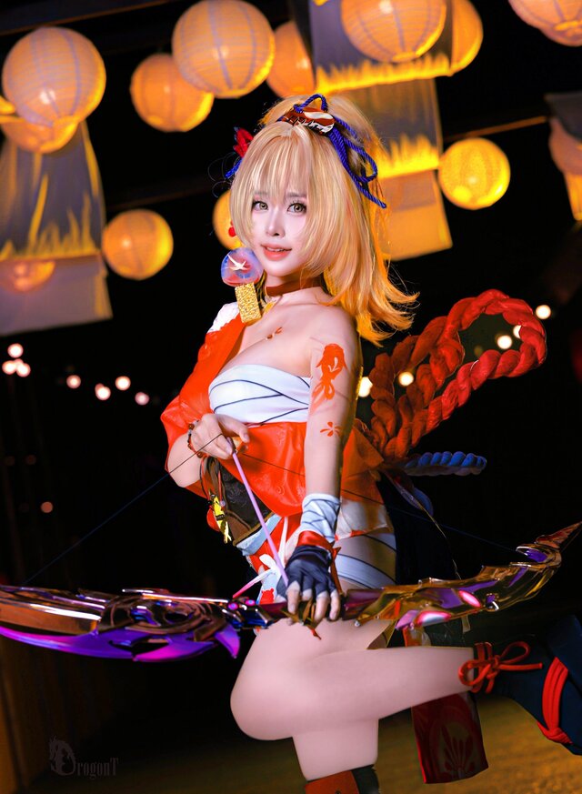 coser@WifeKirei在《原神》cos多莉,过于性感而受批评 coser@WifeKirei在《原神》cos多莉,过于性感而受批评