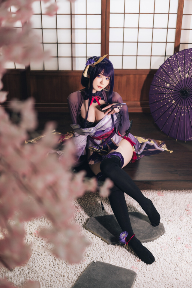 霜月shimo cos作品 | 霜月shimo在《原神》cos雷电将军 霜月shimo cos作品 | 霜月shimo在《原神》cos雷电将军