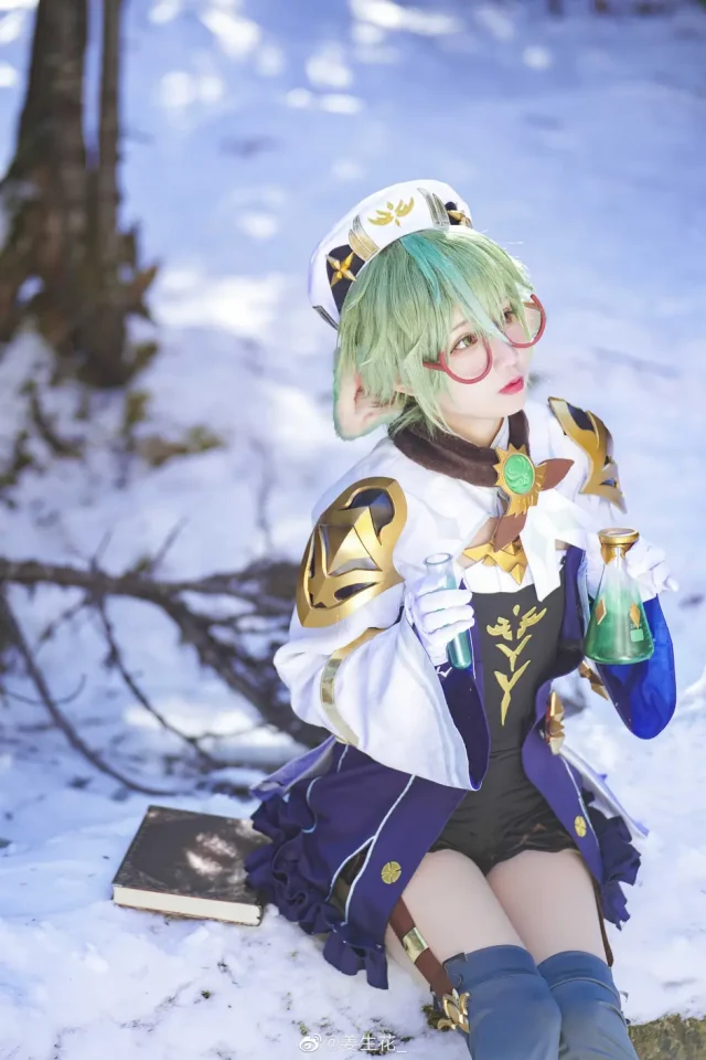 姜生花cos作品 | 姜生花在《原神》cos砂糖，纯真可爱