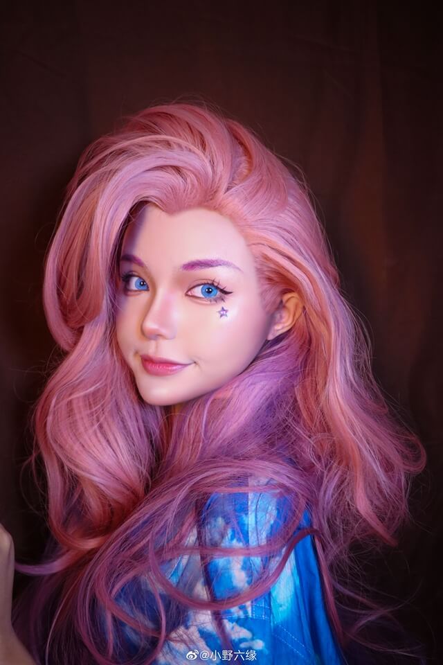 小野六缘cos作品 | 小野六缘在《英雄联盟》cos萨勒芬妮Seraphine 小野六缘cos作品 | 小野六缘在《英雄联盟》cos萨勒芬妮Seraphine