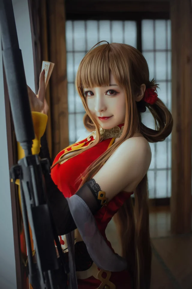 紫颜颜sweet cosplay | 紫颜颜sweet cos《少女前线》DSR50红牡丹