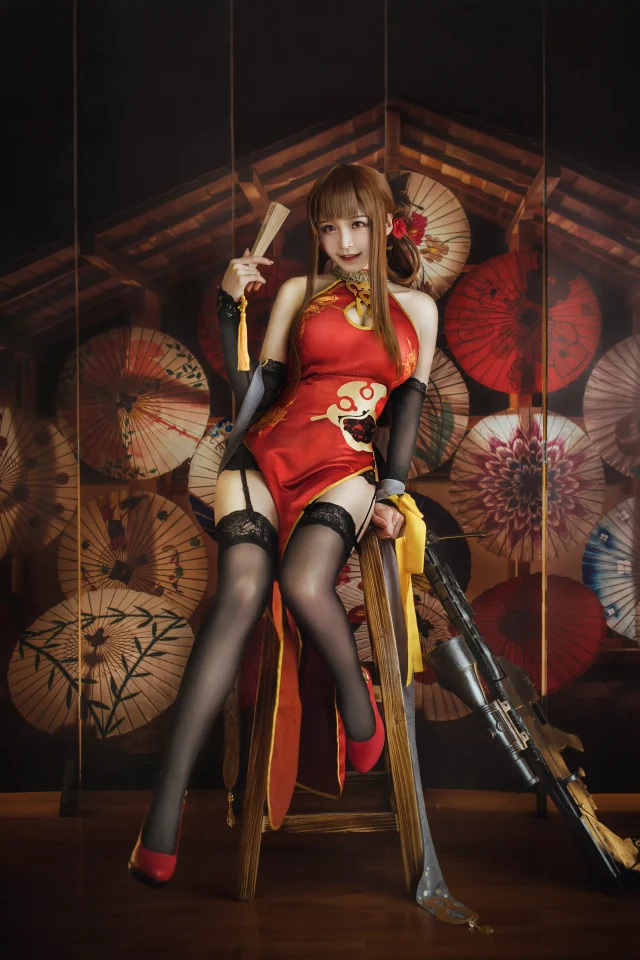 紫颜颜sweet cosplay | 紫颜颜sweet cos《少女前线》DSR50红牡丹