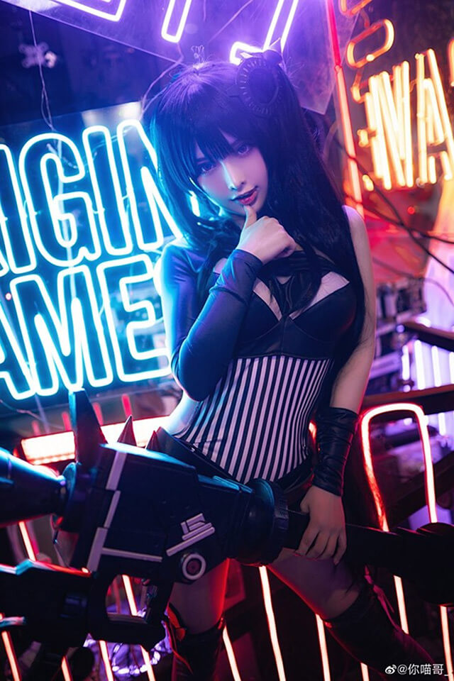 coser@你喵哥_在《少女前线》化身建筑师SPzH3000，性感美丽