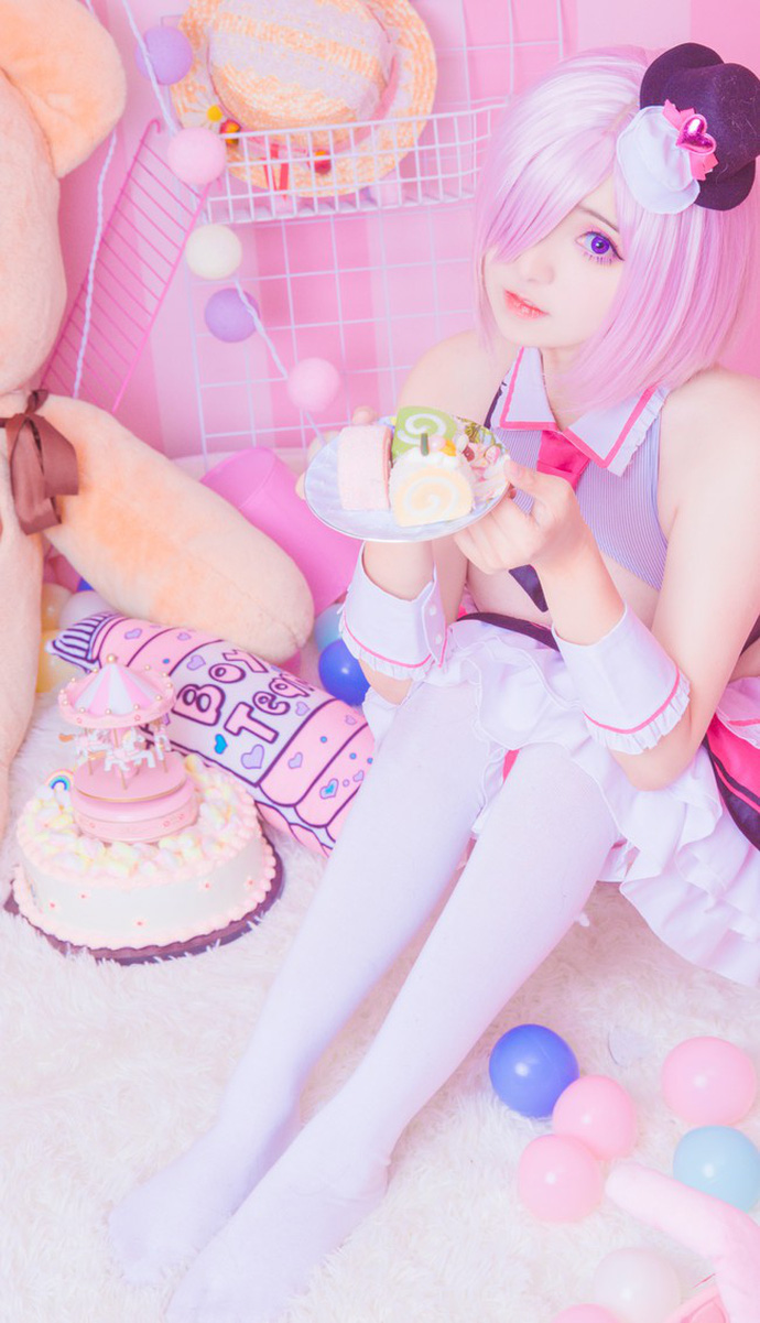 coser@斯文文文文在《Fate/Grand Order》化身性感迷人的玛修 coser@斯文文文文在《Fate/Grand Order》化身性感迷人的玛修