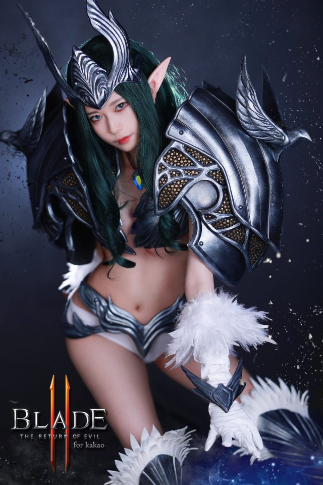 《刀锋战记II:邪恶回归》| Blade II cosplay:美丽的邪恶回归 《刀锋战记II:邪恶回归》| Blade II cosplay:美丽的邪恶回归
