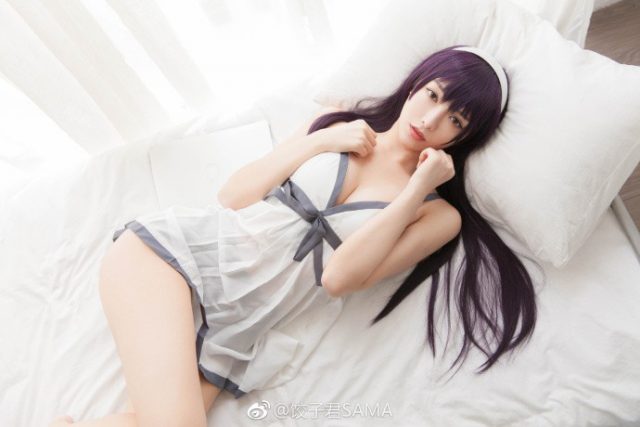 coser@饺子君SAMA在《路人女主的养成方法》中化身霞丘诗羽