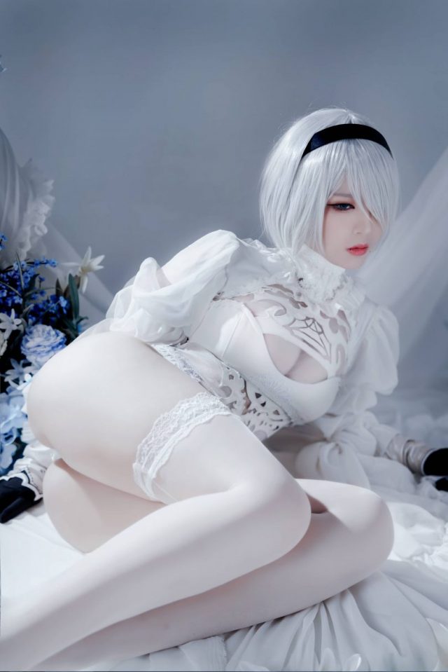coser@半半子在《尼尔:机械纪元》中化身“洁白”的尤尔哈2B coser@半半子在《尼尔:机械纪元》中化身“洁白”的尤尔哈2B