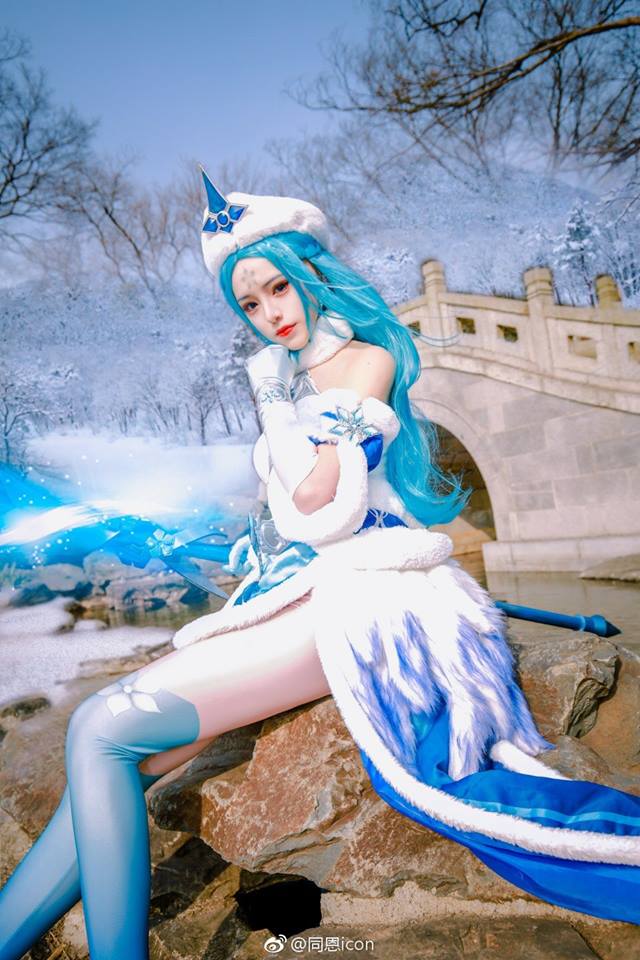 coser@同恩icon在《王者荣耀》中化身“冰雪女王”王昭君 coser@同恩icon在《王者荣耀》中化身“冰雪女王”王昭君