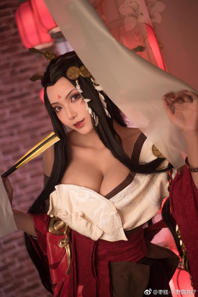 迷恋于武侠手游《一梦江湖》,它的cosplay让游戏玩家窒息 迷恋于武侠手游《一梦江湖》,它的cosplay让游戏玩家窒息