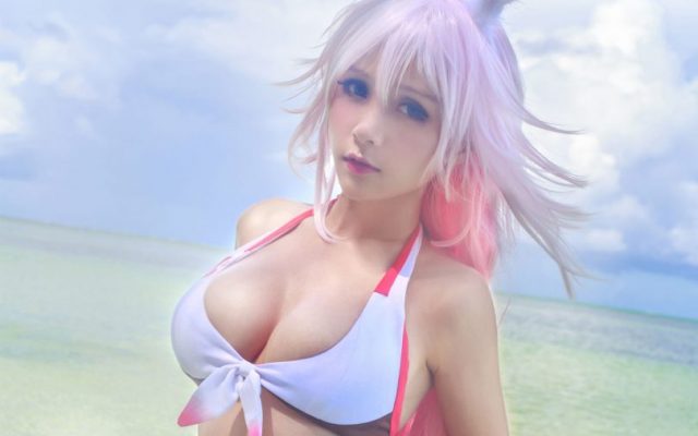 coser@夏美酱_在游戏《崩坏3》中化身“逆神巫女”八重樱 coser@夏美酱_在游戏《崩坏3》中化身“逆神巫女”八重樱