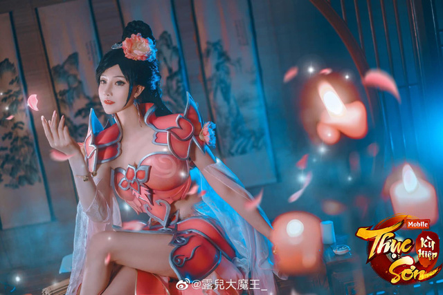 coser@露兒大魔王_在《蜀山奇侠》手游中的“唐门cosplay”，让人沉醉