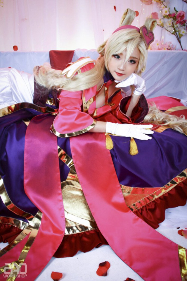 韩国coser@AZA Miyuko在《英雄联盟》化身性感“小情人”索娜 韩国coser@AZA Miyuko在《英雄联盟》化身性感“小情人”索娜