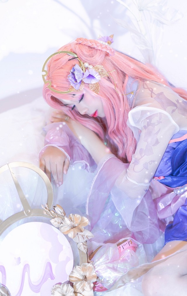 越南女coser@奉燕穿上“乞巧织情”套装化身古典美人王昭君 越南女coser@奉燕穿上“乞巧织情”套装化身古典美人王昭君