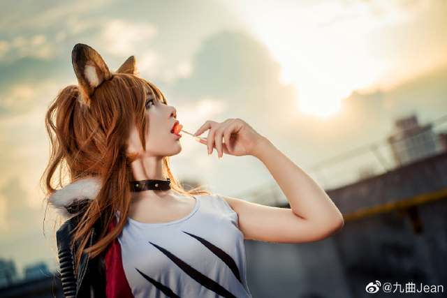 coser@九曲Jean在《明日方舟》化身狐狸版的“推进之王”维娜 coser@九曲Jean在《明日方舟》化身狐狸版的“推进之王”维娜