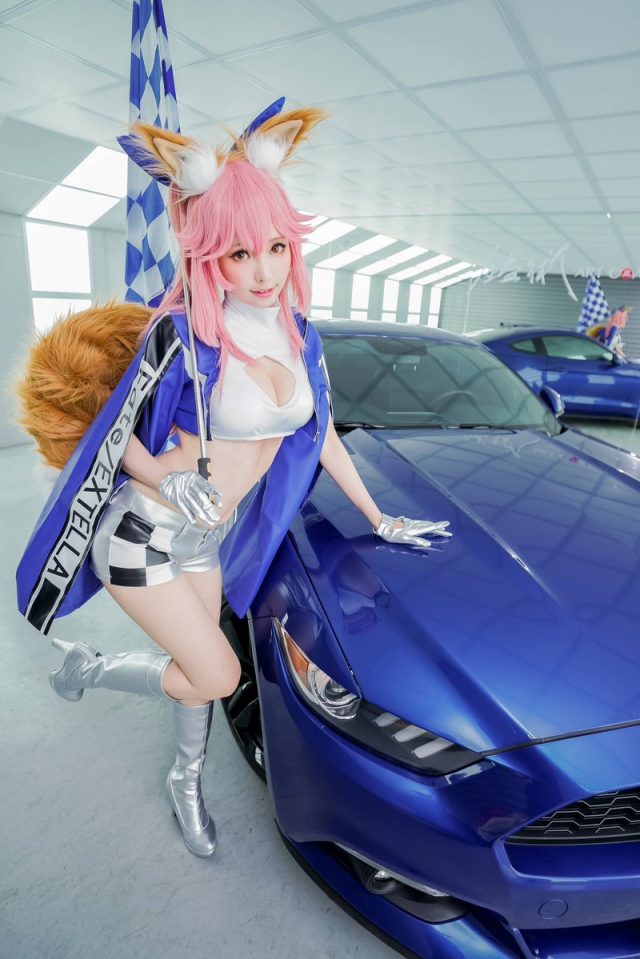 coser@ElyEE子在《Fate/Grand Order》化身“九尾狐狸”玉藻前 coser@ElyEE子在《Fate/Grand Order》化身“九尾狐狸”玉藻前